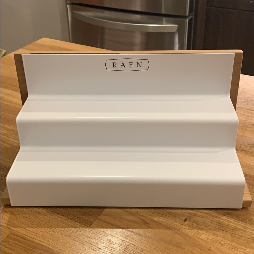 Sunglasses rack display